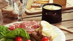 Raclette à la bougie 1 personne ou ...20 personnes - LA TRABOULE